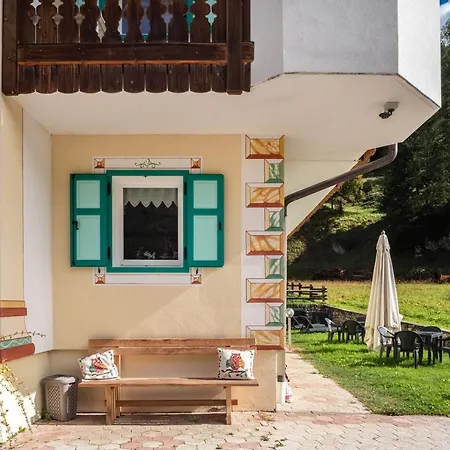 Betites Trilocale Apartment Canazei